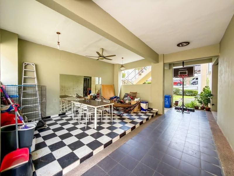 Bungalow House untuk Dijual di Kayangan Heights (Shah Alam) - Adzura Zamedin - Interior - PropertyGuru.com.my