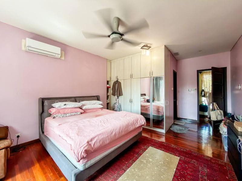 Bungalow House untuk Dijual di Kayangan Heights (Shah Alam) - Adzura Zamedin - Bedroom - PropertyGuru.com.my