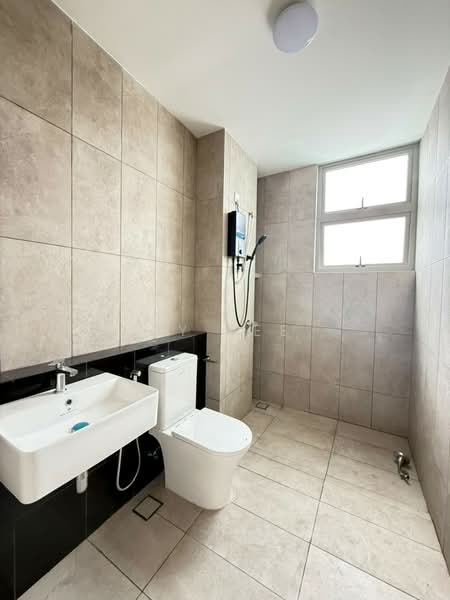 2-storey Terraced House for Rent in Bandar Gamuda Cove (Dengkil) - SY Lee - Bathroom - PropertyGuru.com.my