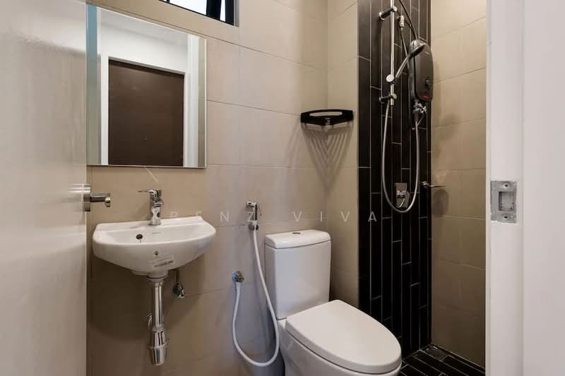 Servis Apartment untuk Dijual di H2O Residences - Benz Viva - Bathroom - PropertyGuru.com.my