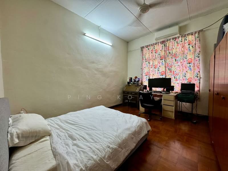Rumah Berkembar untuk Dijual di Pulau Tikus (Penang) - Ping Koay - Bedroom - PropertyGuru.com.my
