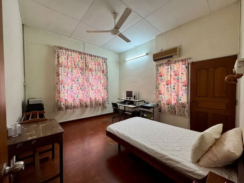 Rumah Berkembar untuk Dijual di Pulau Tikus (Penang) - Ping Koay - Bedroom - PropertyGuru.com.my