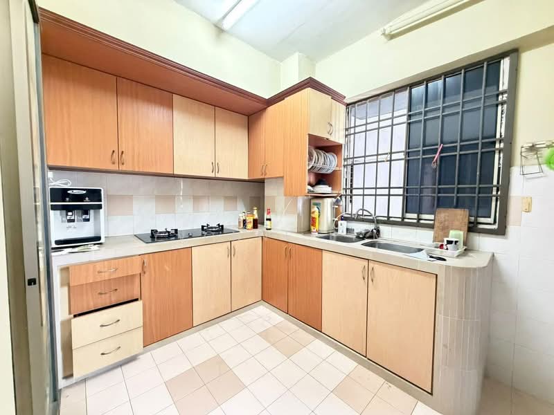 Pangsapuri untuk Dijual di Sri Impian Apartment - Yvonne Lim - Kitchen - PropertyGuru.com.my