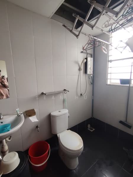 Servis Apartment untuk Disewa di Amara - Sean Hui - Bathroom - PropertyGuru.com.my