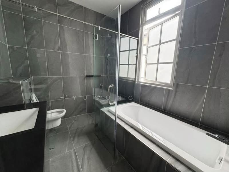 Semi-Detached House for Sale in Eco Spring (Johor Bahru) - Yucong . - Bathroom - PropertyGuru.com.my