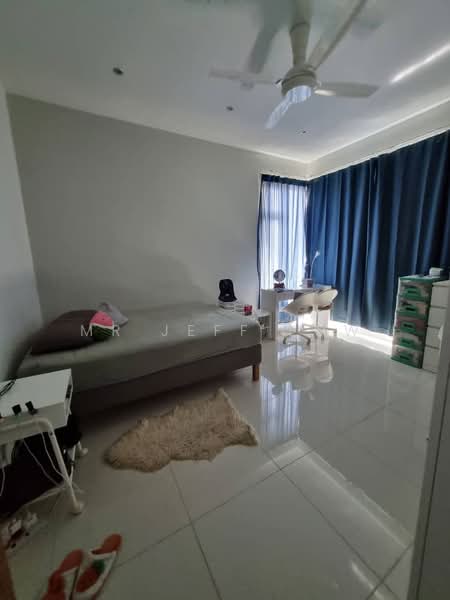 Condominium for Sale at Sri Putramas III / Royal Regent - Mr Jeff Low - Bedroom - PropertyGuru.com.my
