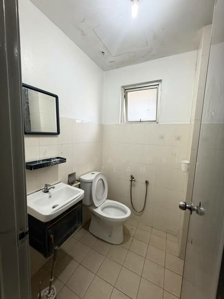 Kondominium untuk Disewa di Symphony Heights (Simfoni Heights) - Norsyahidah Razlan - Bathroom - PropertyGuru.com.my