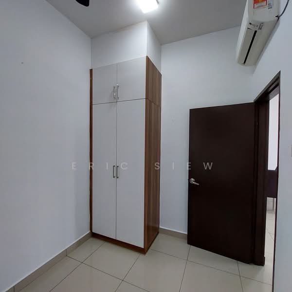 Condominium for Sale at M Condominium @ Larkin - Eric Siew - Bedroom - PropertyGuru.com.my
