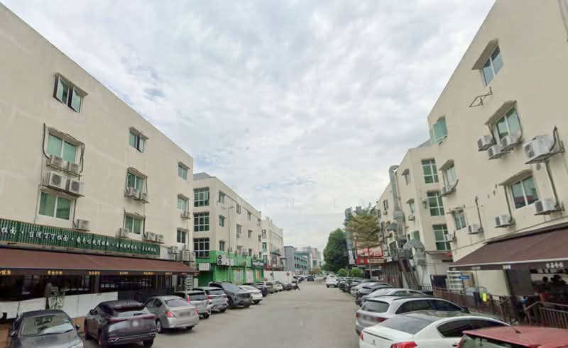Shop for Sale in Bandar Puteri Puchong (Puchong) - Kelvin Lai - Exterior - PropertyGuru.com.my