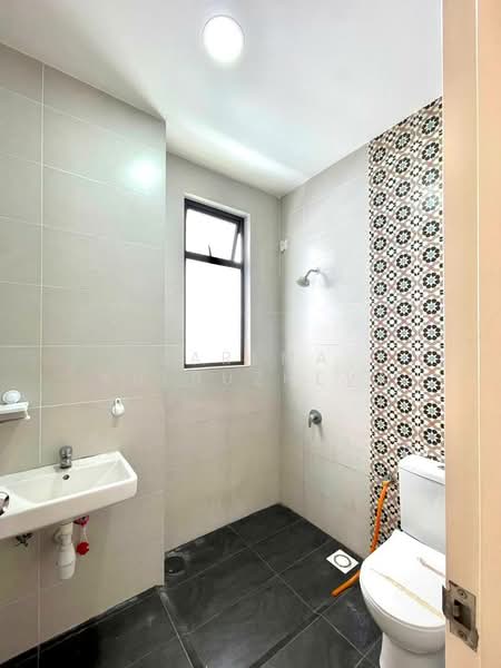Rumah Berkembar untuk Dijual di Kuala Selangor (Selangor) - Zarema Kulbuzheva - Bathroom - PropertyGuru.com.my