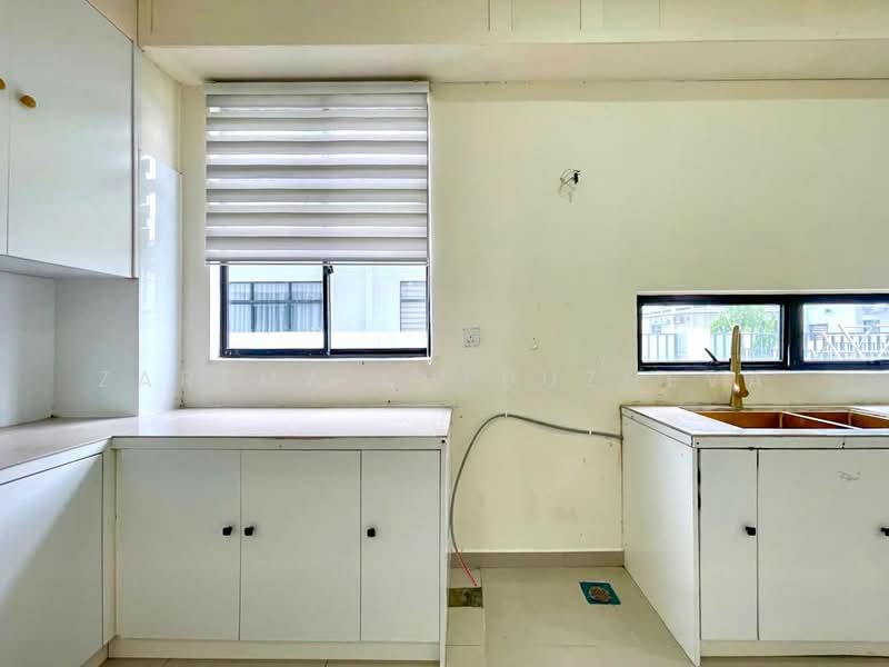 Rumah Berkembar untuk Dijual di Kuala Selangor (Selangor) - Zarema Kulbuzheva - Kitchen - PropertyGuru.com.my
