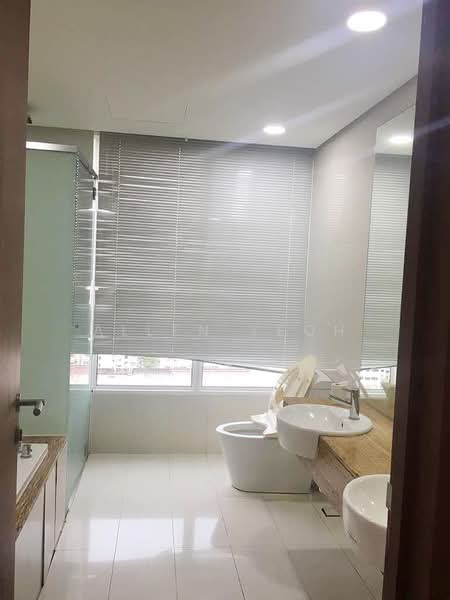 Kondominium untuk Dijual di Central Park condominium - Allen Yeoh - Bathroom - PropertyGuru.com.my