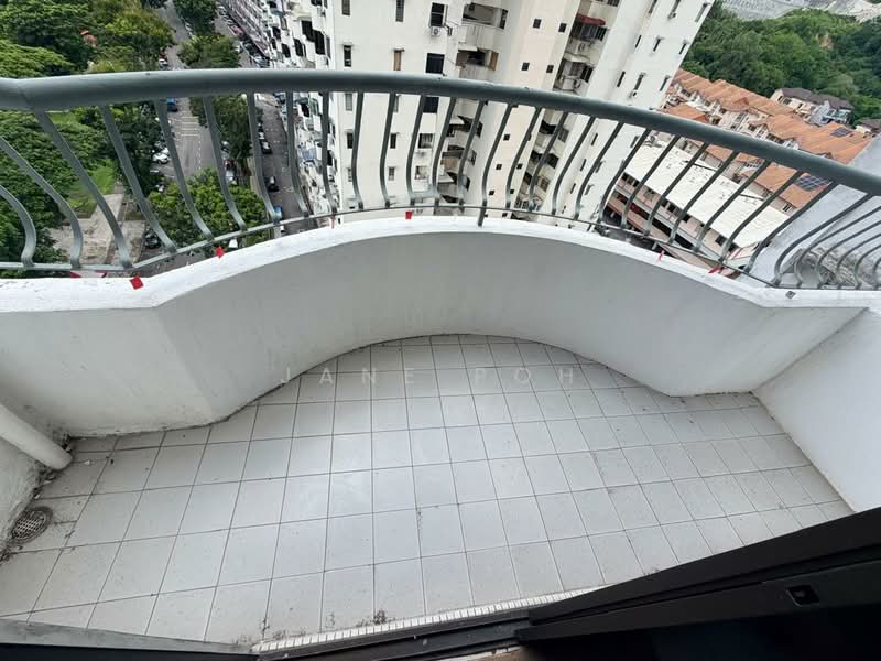 Pangsapuri untuk Dijual di Greenlane Heights Block B - Jane Poh - Balcony - PropertyGuru.com.my