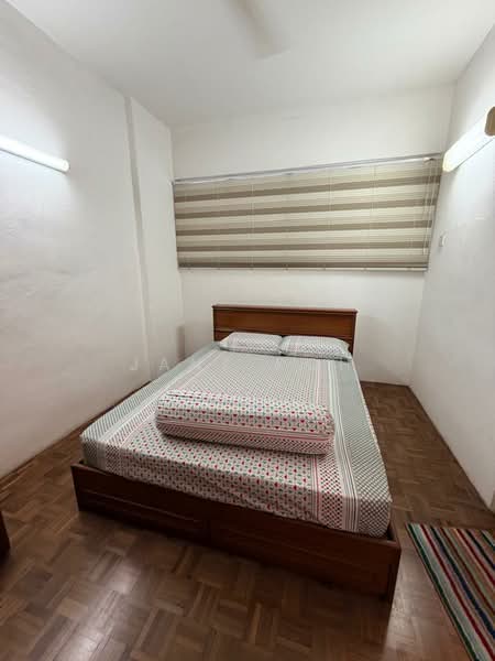 Pangsapuri untuk Dijual di Greenlane Heights Block B - Jane Poh - Bedroom - PropertyGuru.com.my