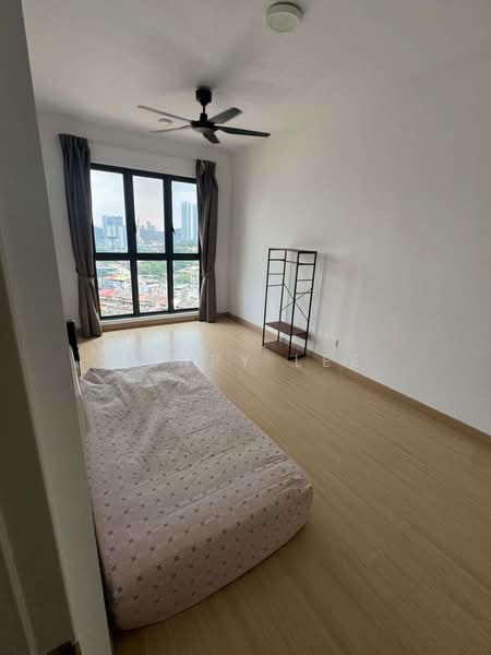 Kondominium untuk Disewa di Kuchai Sentral - Henry Lee - Bedroom - PropertyGuru.com.my