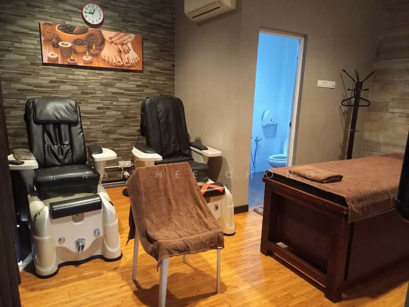 Commercial Bungalow for Sale in Petaling Jaya (Selangor) - Kah Hee Chong - Interior - PropertyGuru.com.my