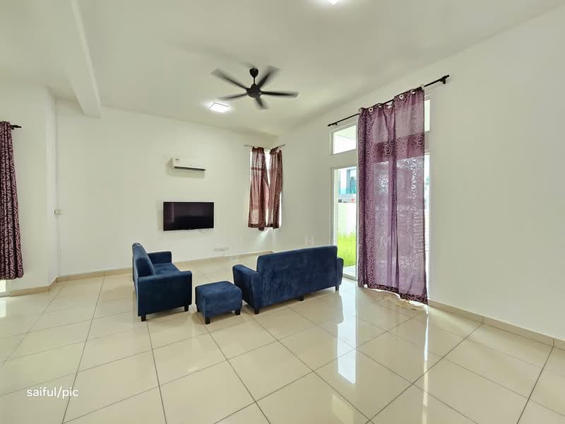 Semi-Detached House for Sale in Canary Garden (Klang) - SAIFUL HELMI - Living Room - PropertyGuru.com.my