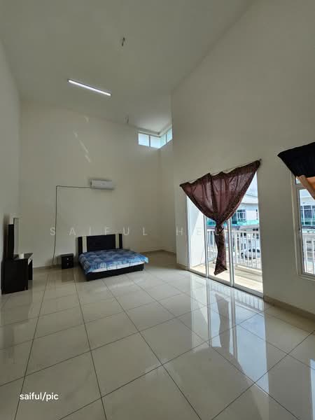 Semi-Detached House for Sale in Canary Garden (Klang) - SAIFUL HELMI - Bedroom - PropertyGuru.com.my