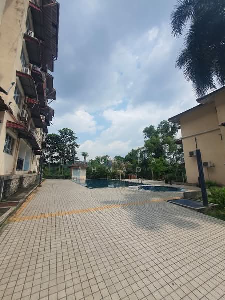 Pangsapuri untuk Disewa di Apartment Selasih - Jaleela Banu Ahmad - Exterior - PropertyGuru.com.my