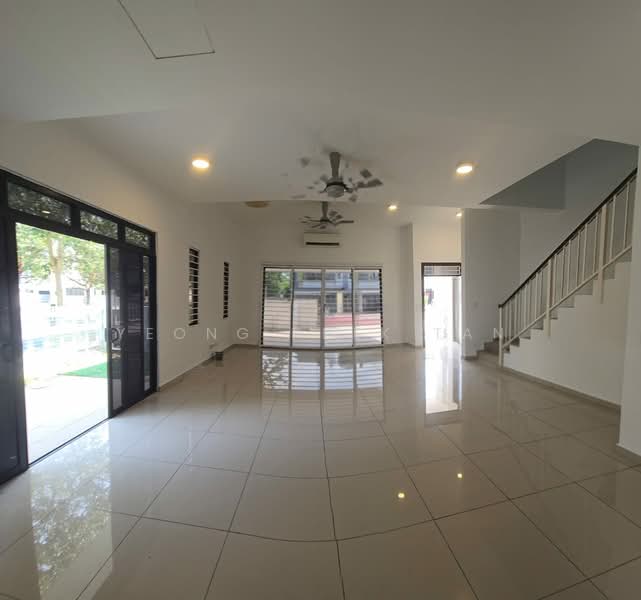 Rumah Teres 2 Tingkat untuk Dijual di Setia Ecohill (Semenyih) - Yeong Khek Tan - Living Room - PropertyGuru.com.my