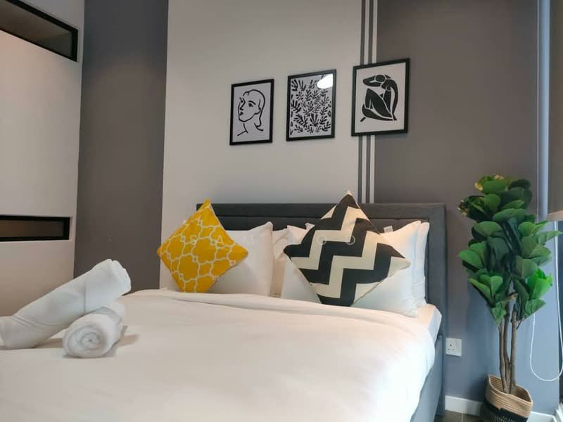 Servis Apartment untuk Disewa di Scarletz Suites @ KL City Centre - Sam Loo - Bedroom - PropertyGuru.com.my