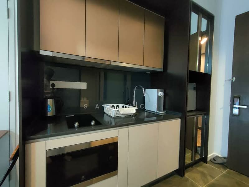 Servis Apartment untuk Disewa di Scarletz Suites @ KL City Centre - Sam Loo - Kitchen - PropertyGuru.com.my