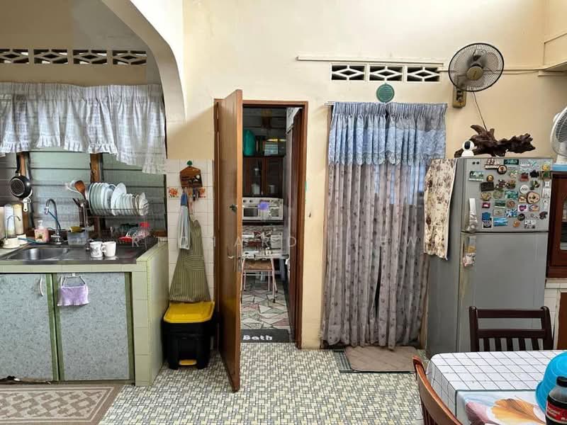 1-storey Terraced House for Sale in Petaling Jaya (Selangor) - Richard Liew - Kitchen - PropertyGuru.com.my