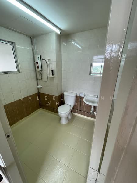 Condominium for Rent at Prima U1 - Jaleela Banu Ahmad - Bathroom - PropertyGuru.com.my