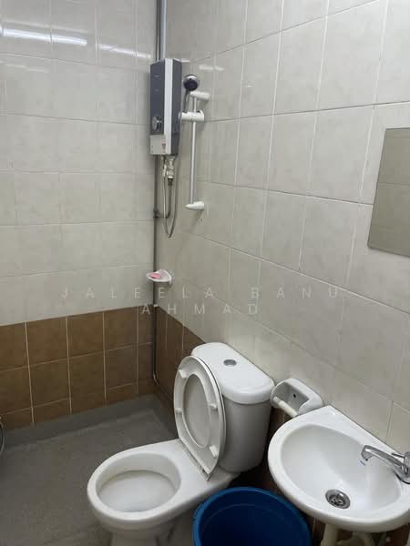 Condominium for Rent at Prima U1 - Jaleela Banu Ahmad - Bathroom - PropertyGuru.com.my