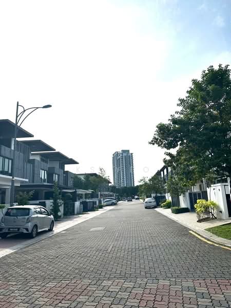 2-storey Terraced House for Sale in 16 Sierra (Puchong) - KS Yeo - Exterior - PropertyGuru.com.my
