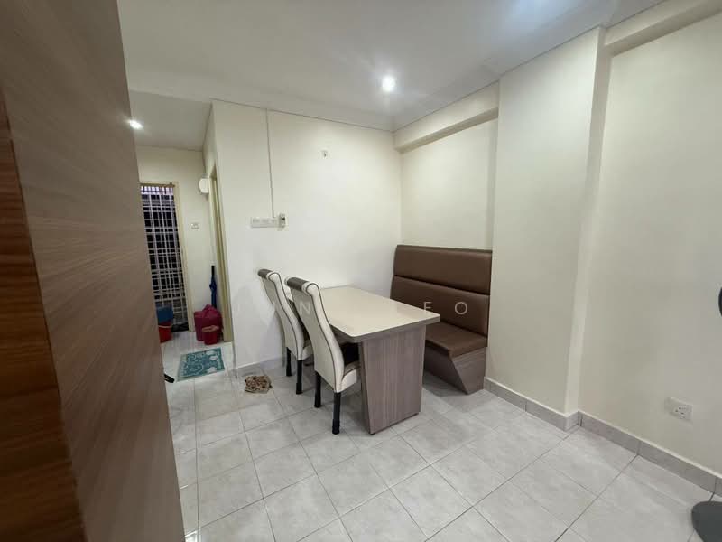 Apartment for Rent at Bayu Puteri 2 - June Teo - Dining Room - PropertyGuru.com.my