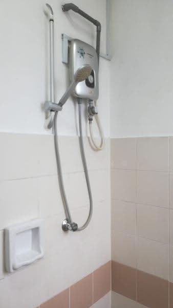 Condominium for Sale at Residensi Laguna (Sunway Belvedere) - Cindy Ng - Bathroom - PropertyGuru.com.my