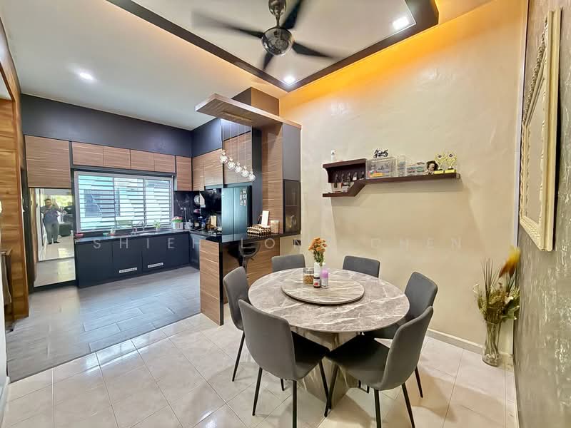 1-storey Terraced House for Sale in Taman Pulai Utama (Skudai) - Shieh Long Chen - Kitchen - PropertyGuru.com.my