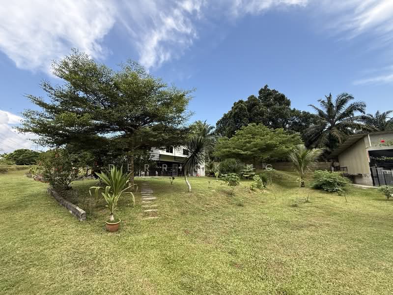 Agricultural Land for Sale in Pekan Nanas (Johor) - Derrick Ng - Exterior - PropertyGuru.com.my