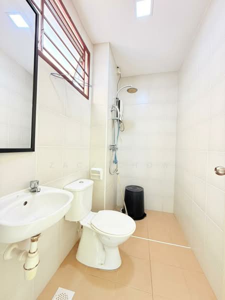 Cluster House for Sale in Senibong (Permas Jaya) - Zack Chow - Bathroom - PropertyGuru.com.my