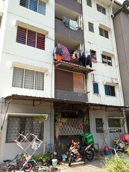 Apartment for Sale at PKNS Seri Kembangan - Izzati Mat - Exterior - PropertyGuru.com.my