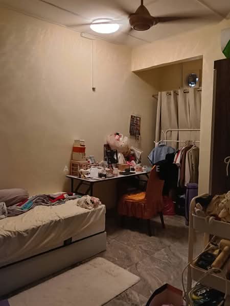 Semi-Detached House for Sale in Bandar Country Homes (Rawang) - Alex Lee - Bedroom - PropertyGuru.com.my