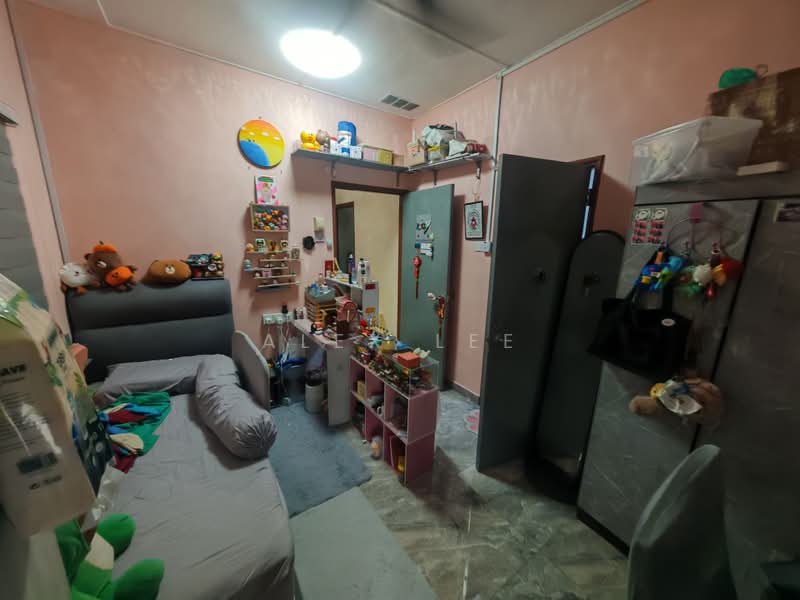 Semi-Detached House for Sale in Bandar Country Homes (Rawang) - Alex Lee - Bedroom - PropertyGuru.com.my