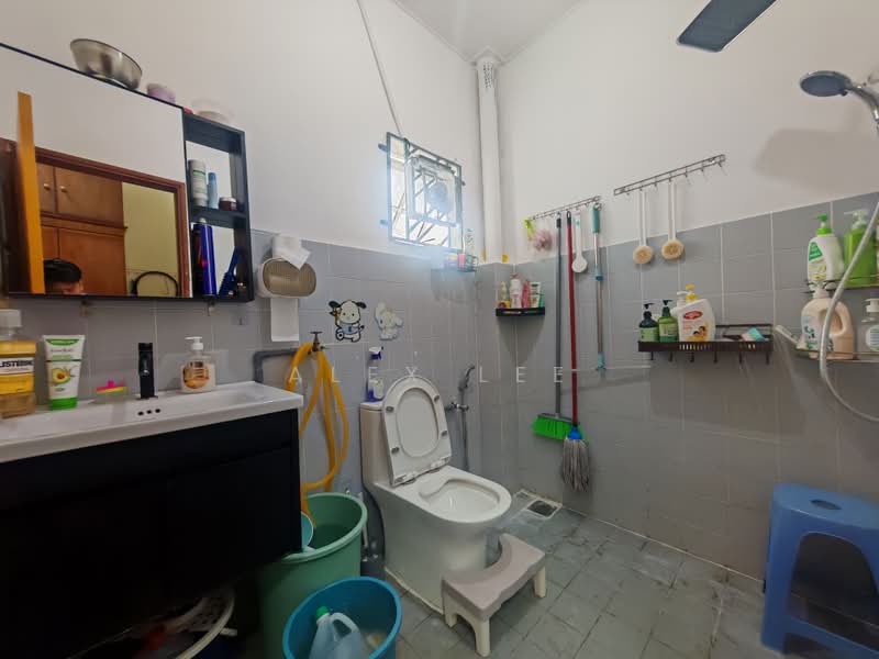 Semi-Detached House for Sale in Bandar Country Homes (Rawang) - Alex Lee - PropertyGuru.com.my