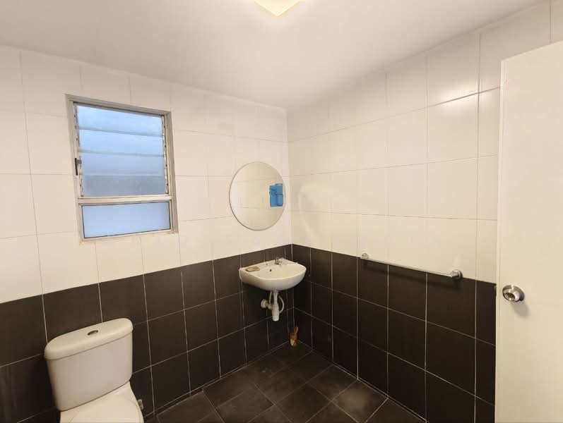 Condominium for Sale at Desa Putra - Abid Sabarudin - Bathroom - PropertyGuru.com.my