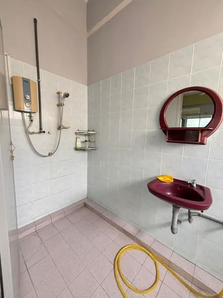 Apartment for Rent at Le Courts Desa Tambun - Vincent Chin - Bathroom - PropertyGuru.com.my