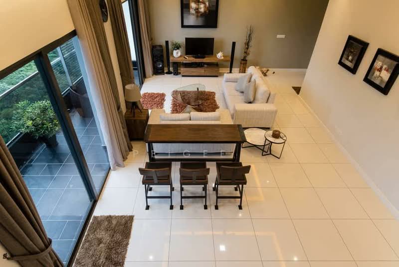 Condominium for Sale at The Veo - PeiGee . - Living Room - PropertyGuru.com.my