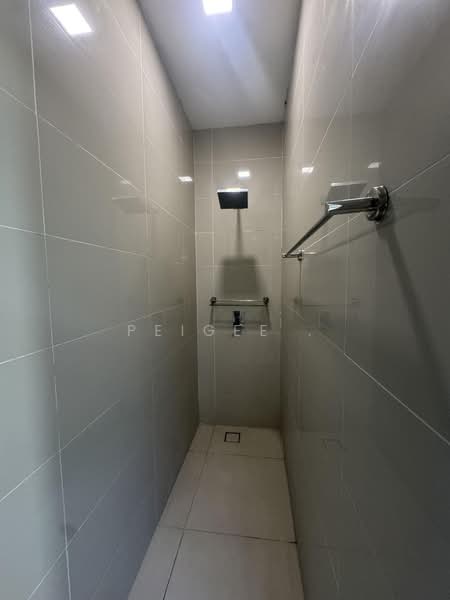 Condominium for Sale at The Veo - PeiGee . - Bathroom - PropertyGuru.com.my