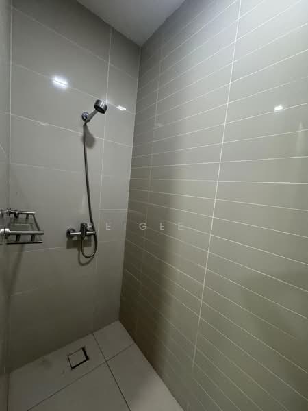 Condominium for Sale at The Veo - PeiGee . - Bathroom - PropertyGuru.com.my