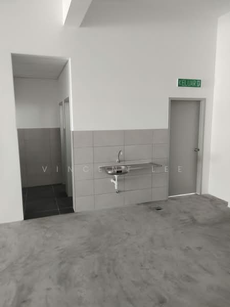 Shop for Rent in Bandar Tropicana Aman (Telok Panglima Garang) - Vincent Lee - Interior - PropertyGuru.com.my