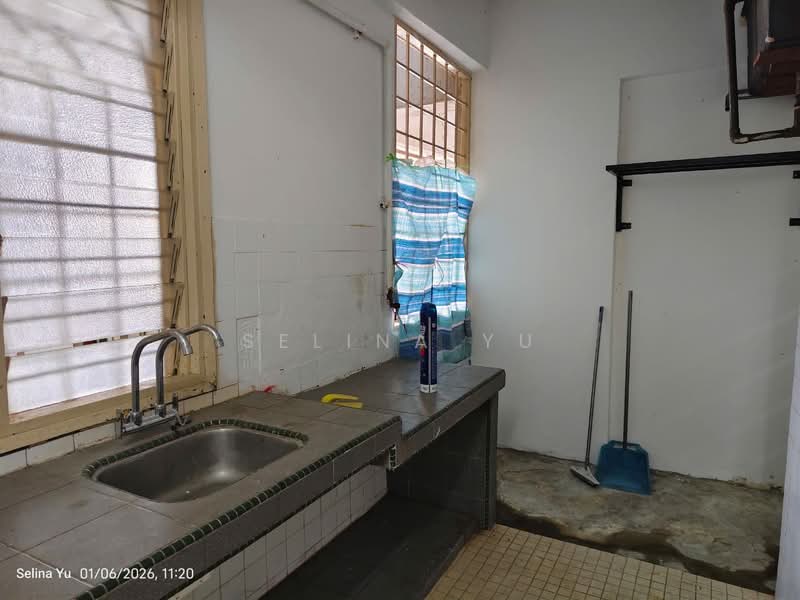 Apartment for Sale at Desa Tun Razak Apartment - Selina Yu - Kitchen - PropertyGuru.com.my