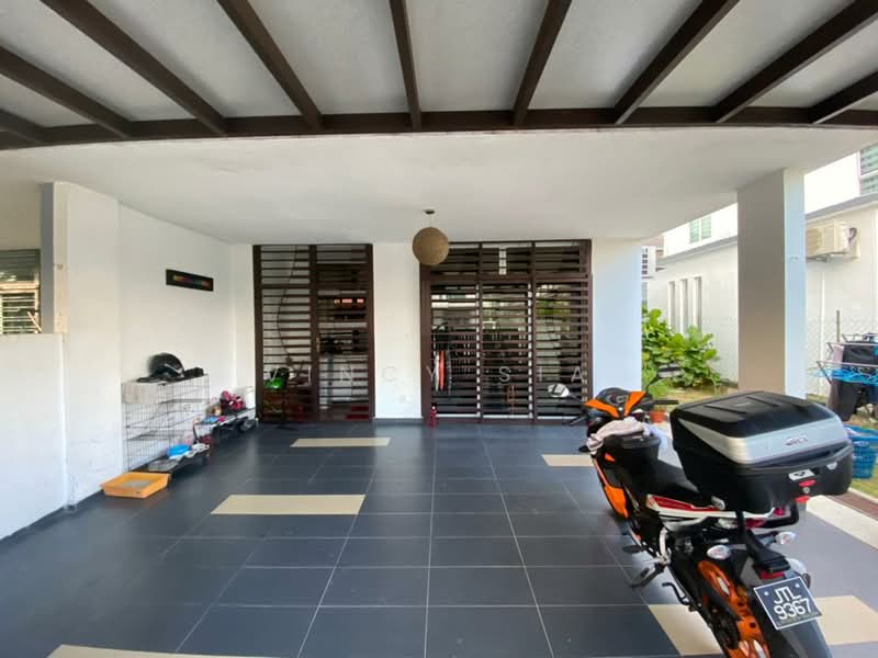 Rumah Berkembar untuk Dijual di Taman Mutiara Rini (Skudai) - Vincy Sia - Exterior - PropertyGuru.com.my