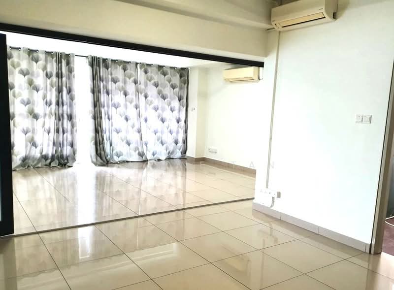Servis Apartment untuk Dijual di Pacific Place - Eugene Tan - Living Room - PropertyGuru.com.my