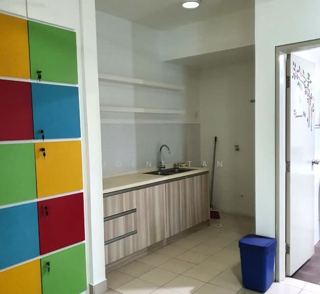 Servis Apartment untuk Dijual di Pacific Place - Eugene Tan - Kitchen - PropertyGuru.com.my