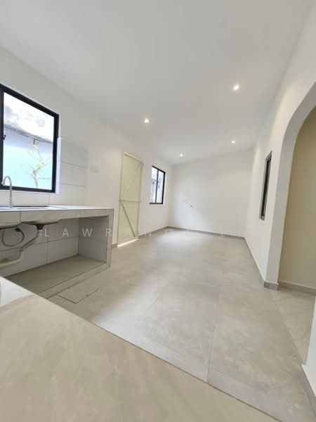 Rumah Teres 1 Tingkat untuk Dijual di Taman Bukit Beruang (Bukit Baru) - Lawrance Lim - PropertyGuru.com.my